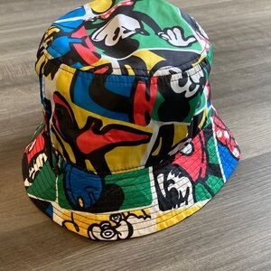 NWT Levi's Mickey Mouse Disney Multicolor Cartoon Bucket Hat sz Small estimated